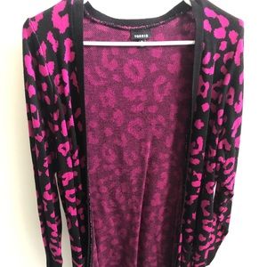 Torrid 2 leopard sweater hot pink and black